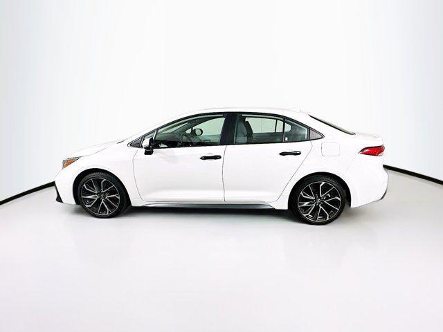 2022 toyota corolla se