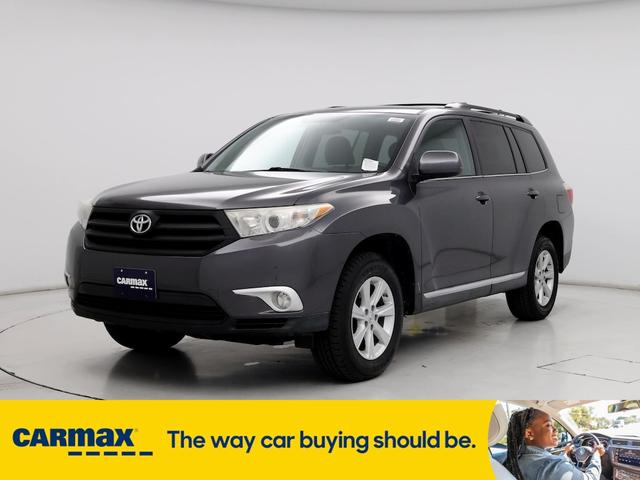 2013 toyota highlander plus
