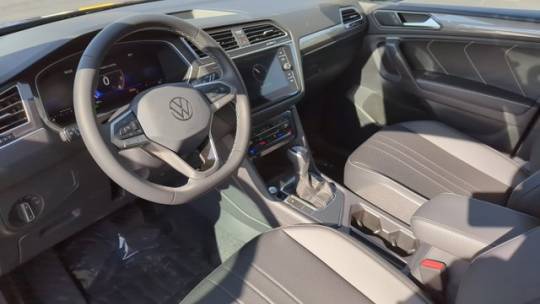 2024 volkswagen tiguan se