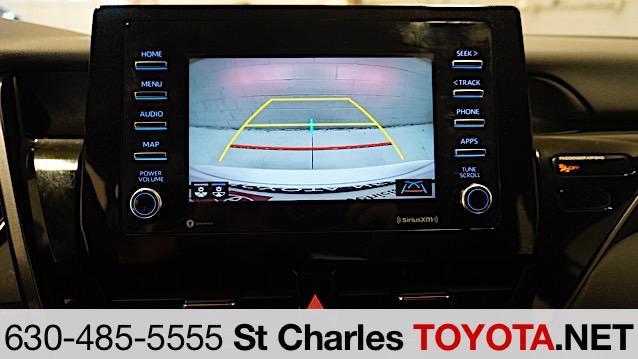 2022 toyota camry le