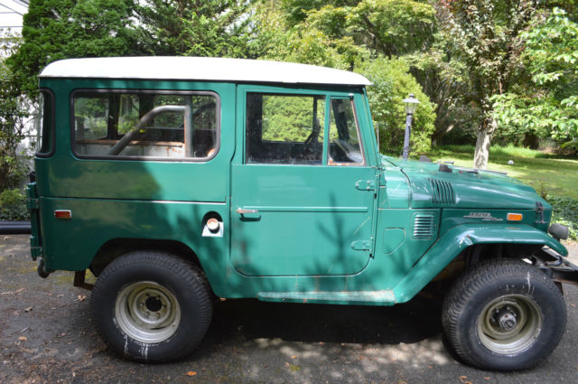toyota land cruiser fj40 1971
