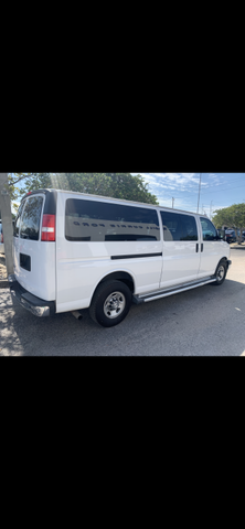 2017 chevrolet express 3500 lt