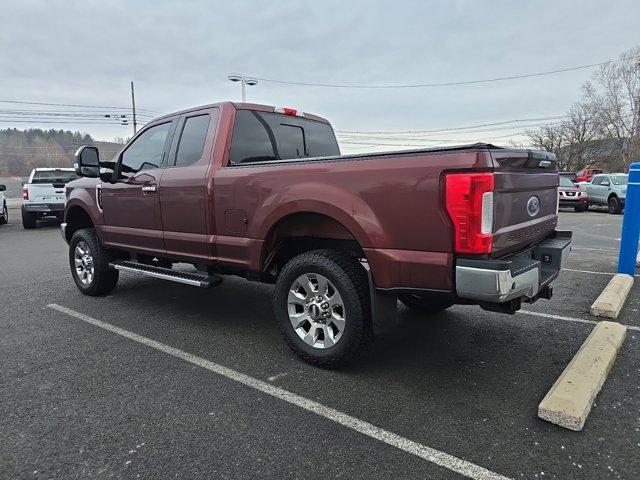 2017 ford f-250 lariat