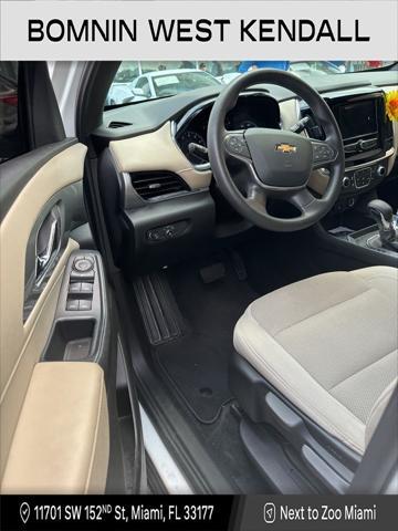 2022 chevrolet traverse ls