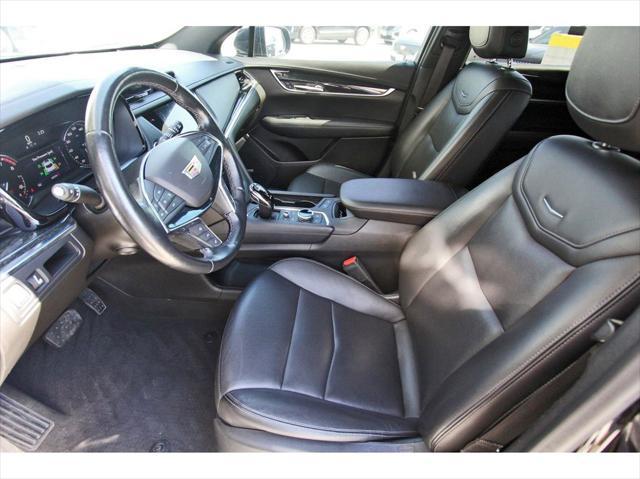 2022 cadillac xt5 premium luxury