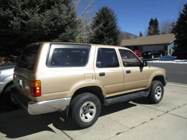 1990 toyota 4runner sr5, 4-wheel drive, only 33,000 original miles!