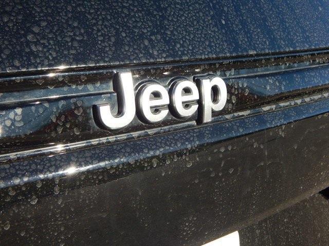 2023 jeep grand cherokee summit