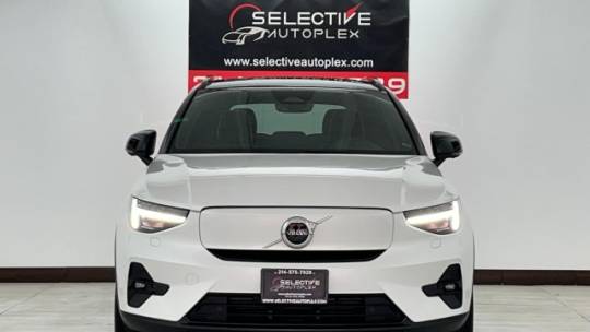 2023 Volvo XC40