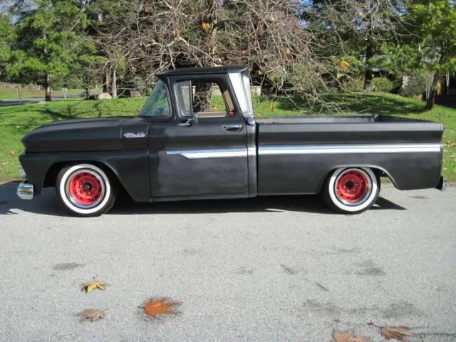 1962 chevy c10 shortbed fleetside big window custom cab. very rare & desirable!