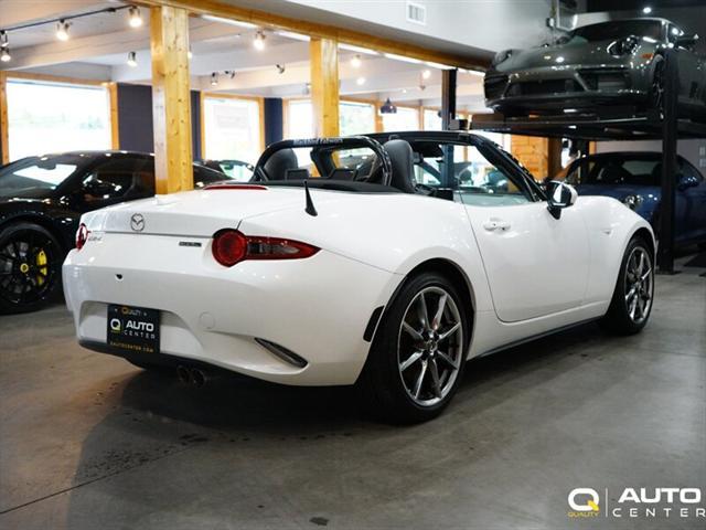 2022 mazda mx-5 miata grand touring