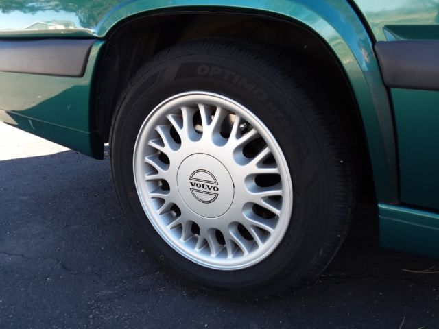 1994 volvo 850.....low miles..!!!!!!