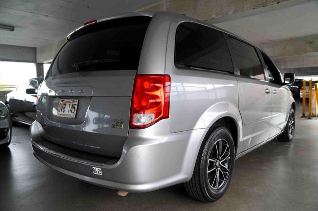 2016 dodge grand caravan r/t