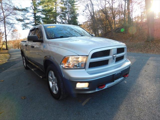 2011 dodge ram 1500 sport