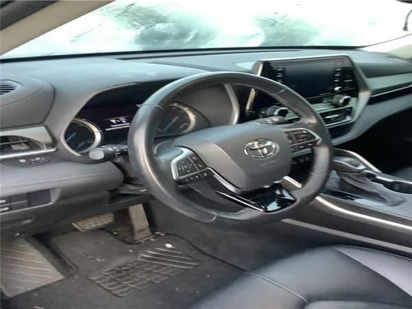 2021 toyota highlander hybrid in centennial, colorado