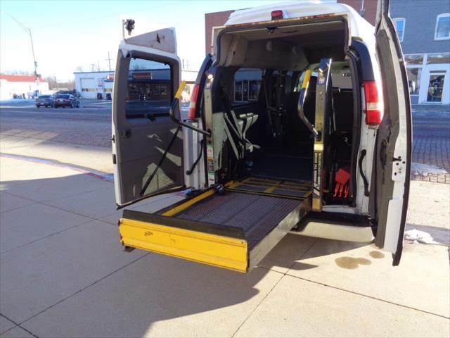 2006 chevrolet express 3500 ls extended wagon