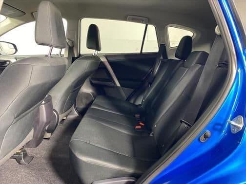 2017 toyota rav4 in northwoods, illinois