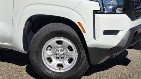 2023 nissan frontier s