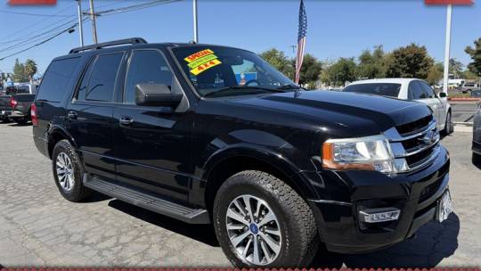 2017 ford expedition xlt