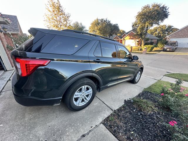 2023 ford explorer xlt