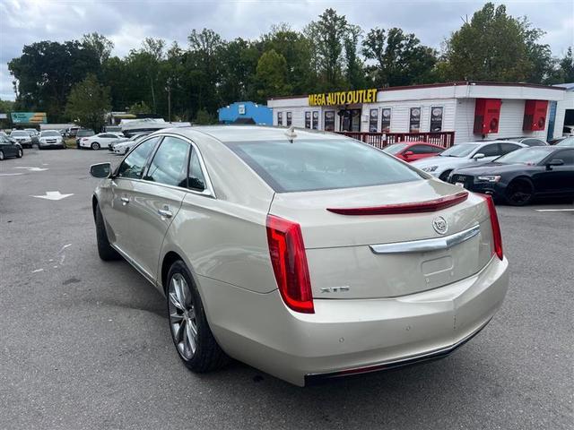 2013 cadillac xts base