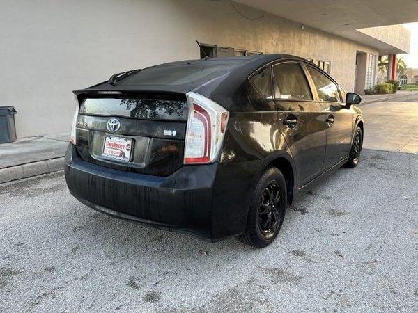 2012 toyota prius in dulles, virginia