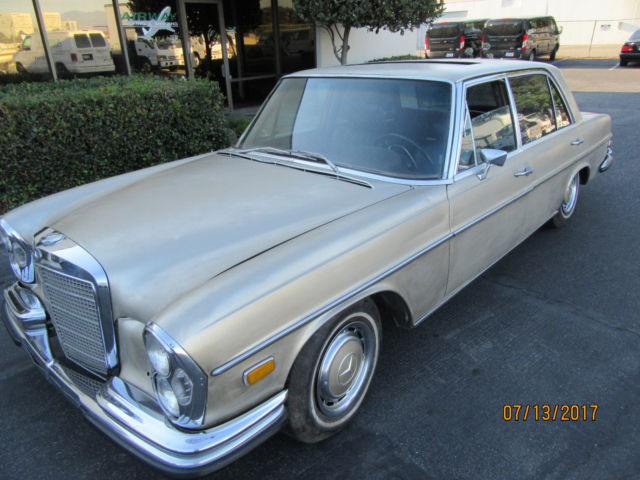 1971 mercedes 300 sel 3.5 w 109