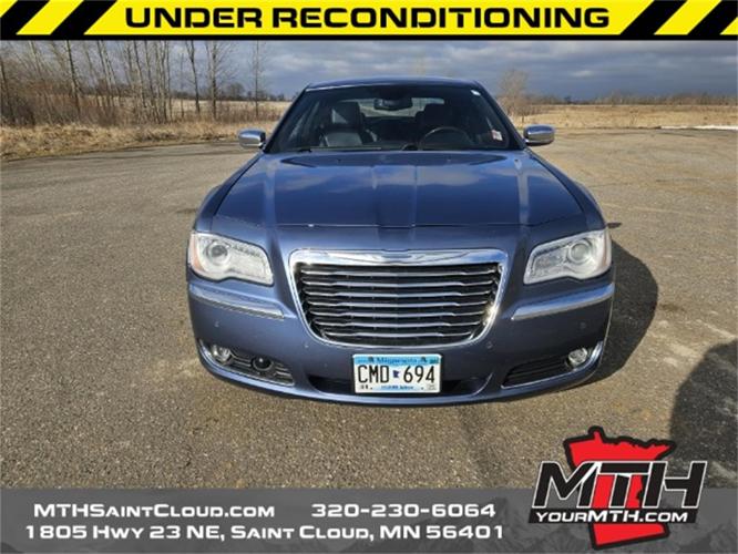 2011 chrysler 300c in saint cloud, minnesota