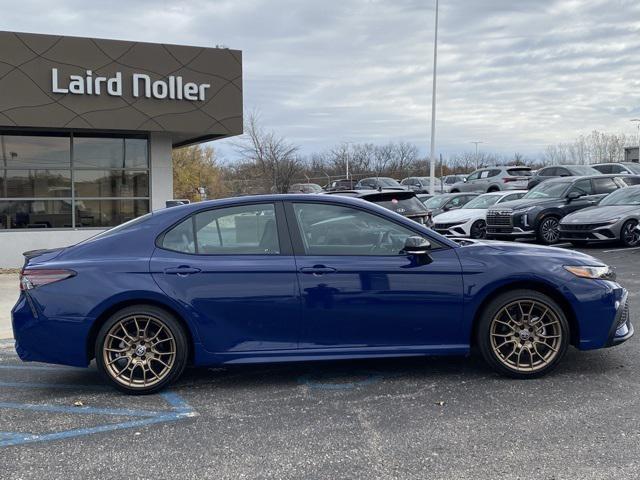 2024 toyota camry se
