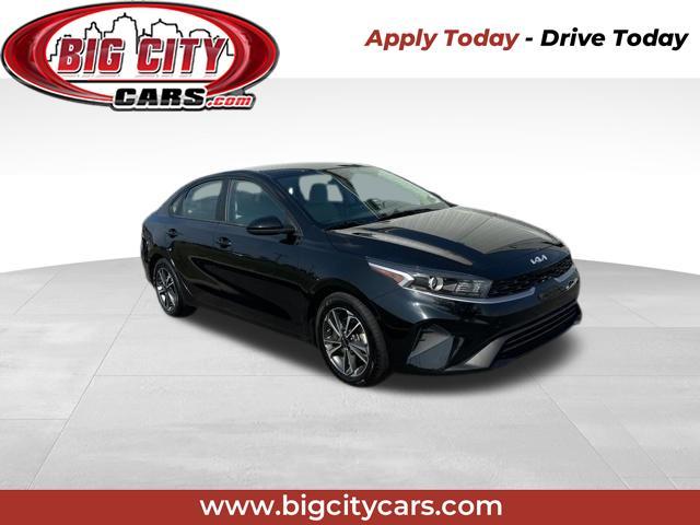 2022 kia forte lxs