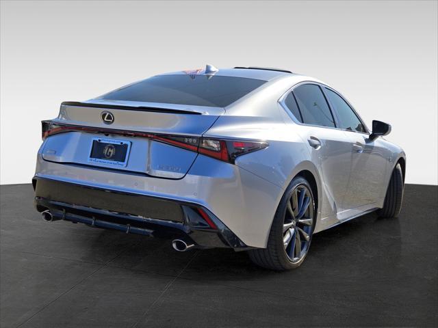 2021 lexus is 350 base