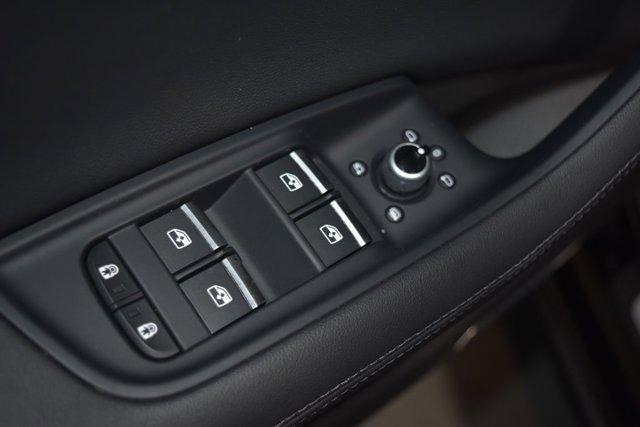2024 audi q7 55 premium plus