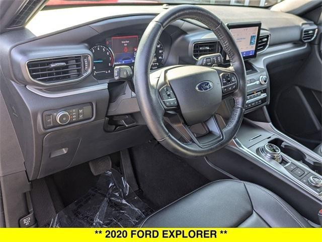 2020 ford explorer xlt