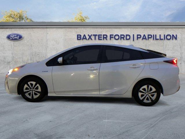 2016 toyota prius three