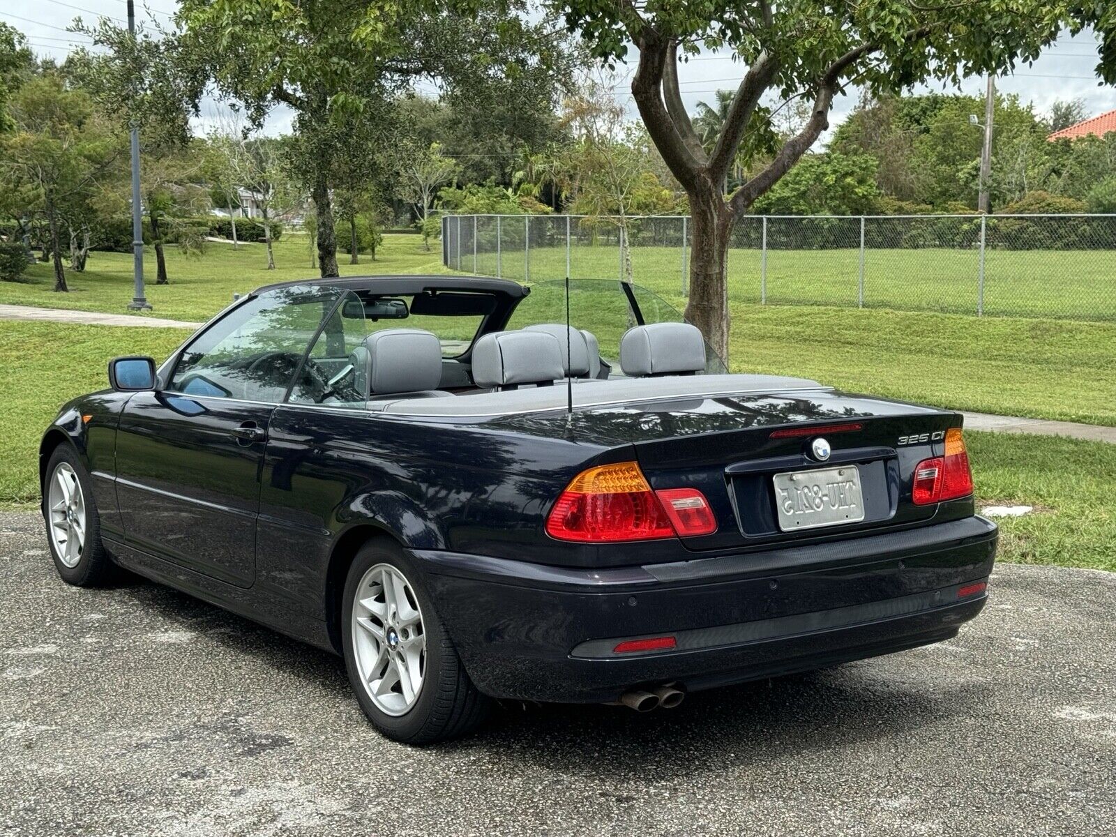 2004 bmw 3-series ci