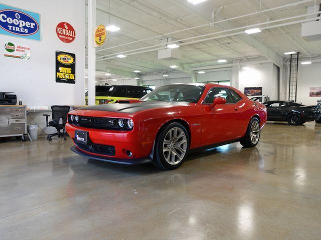 2020 dodge challenger r/t