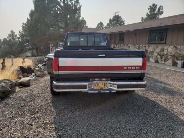 ford f-350 dually xlt-lariat