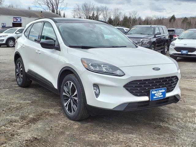 2022 ford escape sel in south paris, maine