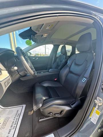 2022 volvo xc60 b5 inscription