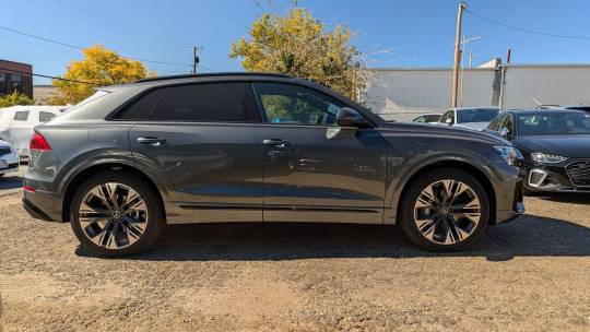 2025 Audi Q8