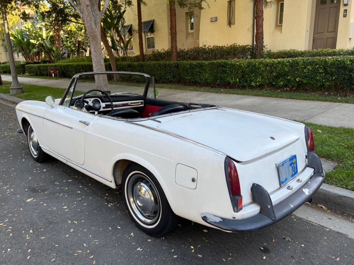 1961 fiat spider 1200 cabriolet. similar to alfa romeo giulia and giulietta