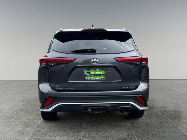 2022 toyota highlander xse