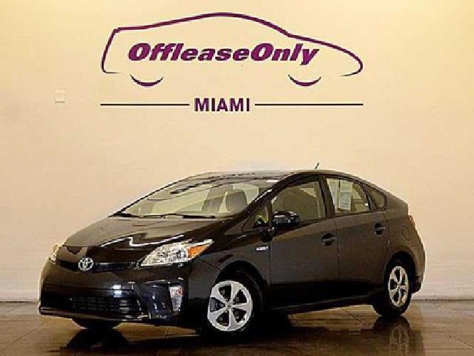 2013 toyota prius hybrid hatchback in miami, fl