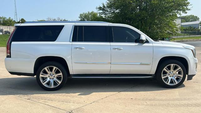 2017 cadillac escalade esv luxury