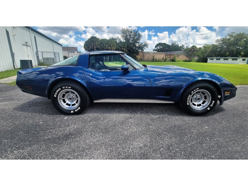 chevrolet corvette t-top coupe