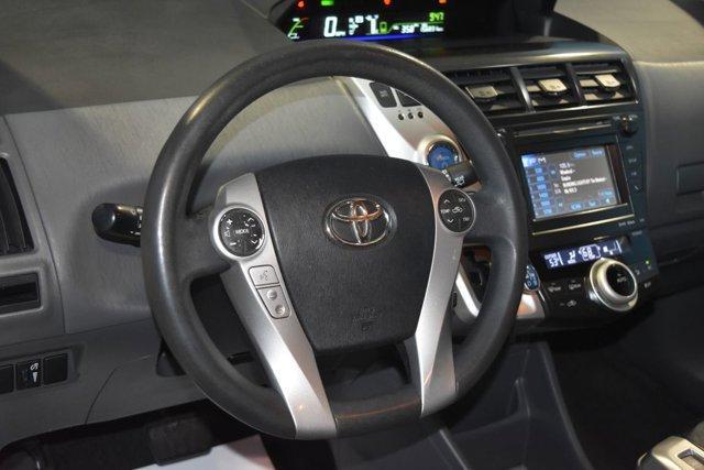2012 toyota prius v five