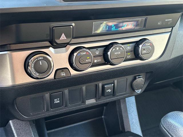 2023 toyota tacoma sr