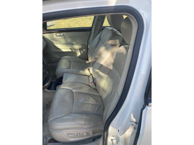 2011 cadillac dts premium collection