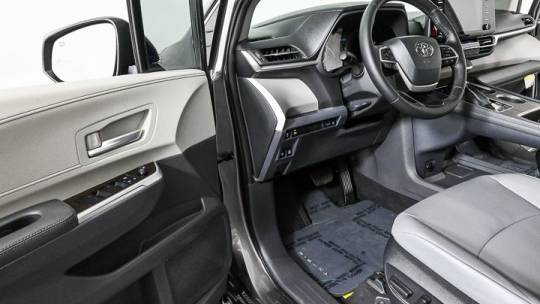 2022 toyota sienna