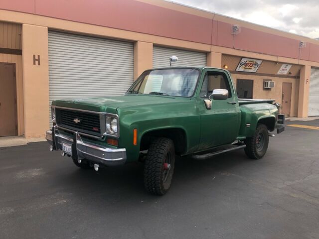 manual trans 4x4 v8 no resserve