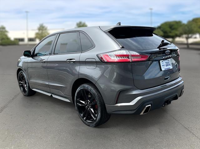 2022 ford edge st